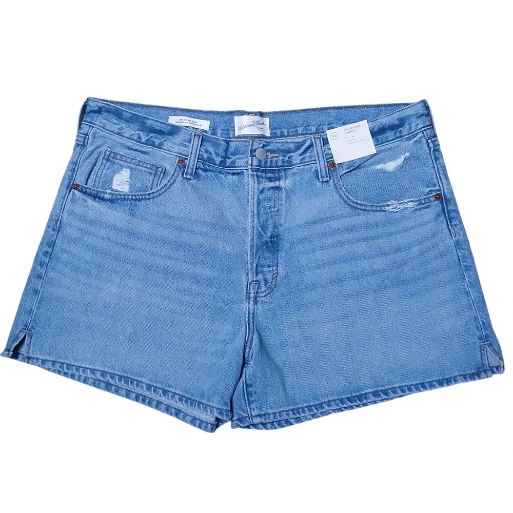 Universal Thread Womens 90s Baggy Denim Shorts Light Wash Blue Size 14 NWT